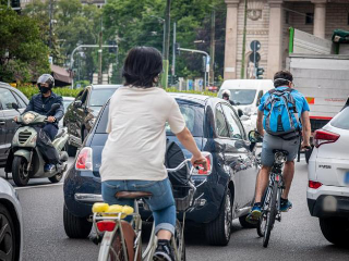 Giulianova, parte la petizione contro il parcheggio selvaggio delle bici