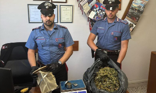 Civitella del Tronto: in casa 3 kg di marijuana e refurtiva di diversi furti, arrestato 25enne