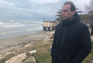 Ripascimento a Villa Rosa Sud: lavori al via dopo il 15 giugno con sabbia certificata