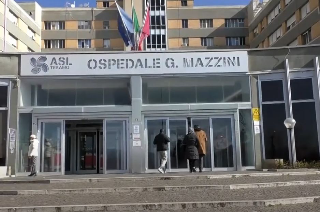 Inaugurata la nuova ’family room’ dell’ospedale Mazzini di Teramo