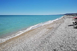 Pineto, polemica sulla ghiaia: il Comune chiarisce e respinge le accuse