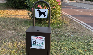 Tortoreto, installati nuovi contenitori per deiezioni canine